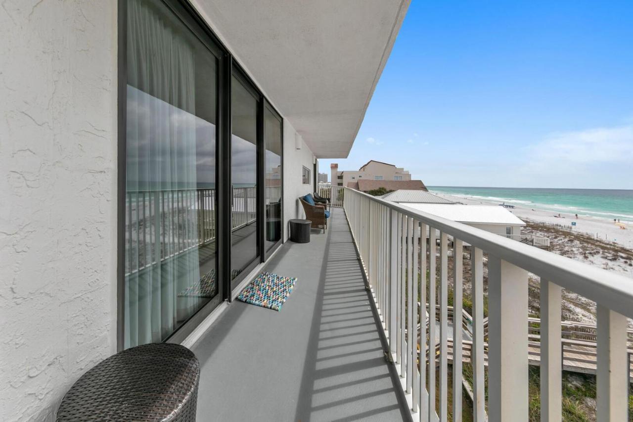 Mainsail 131 - Beachfront 2Br With Free Seasonal Beach Service Destin Eksteriør bilde