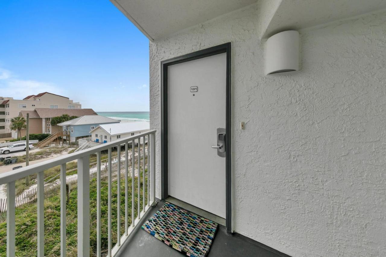 Mainsail 131 - Beachfront 2Br With Free Seasonal Beach Service Destin Eksteriør bilde