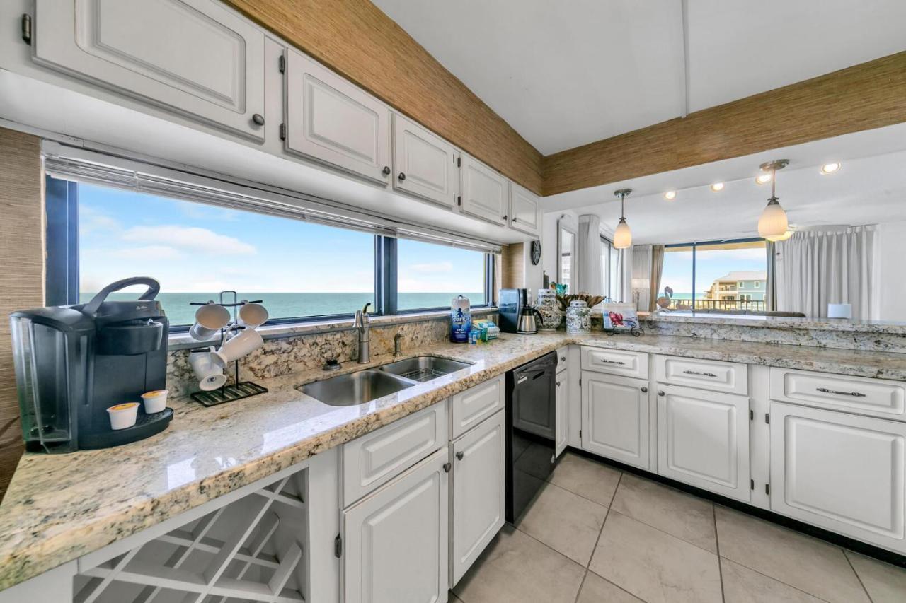 Mainsail 131 - Beachfront 2Br With Free Seasonal Beach Service Destin Eksteriør bilde